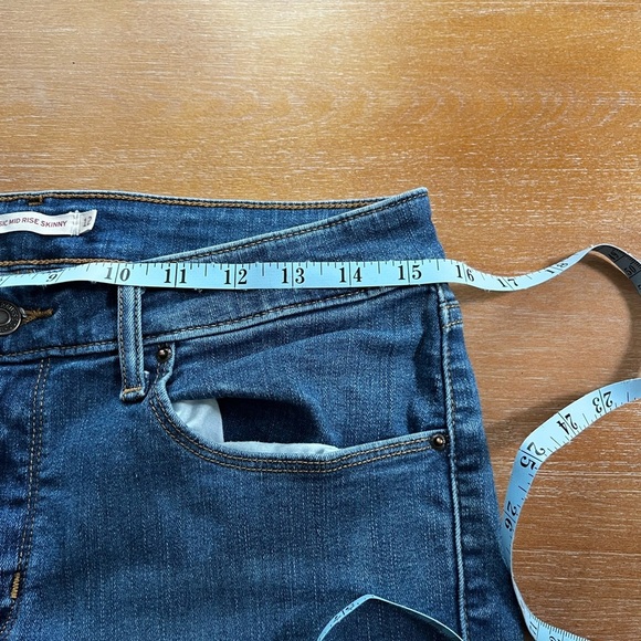Levi’s women’s classic midrise skinny size 12 W31 L 30 - Picture 7 of 7